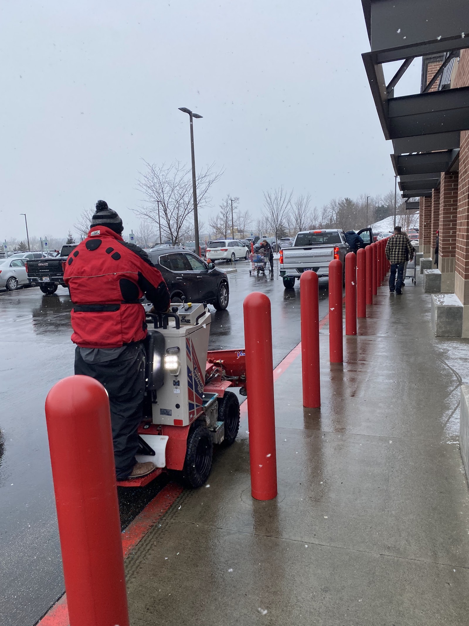 Grafton, Wisconsin Commercial Snow Removal