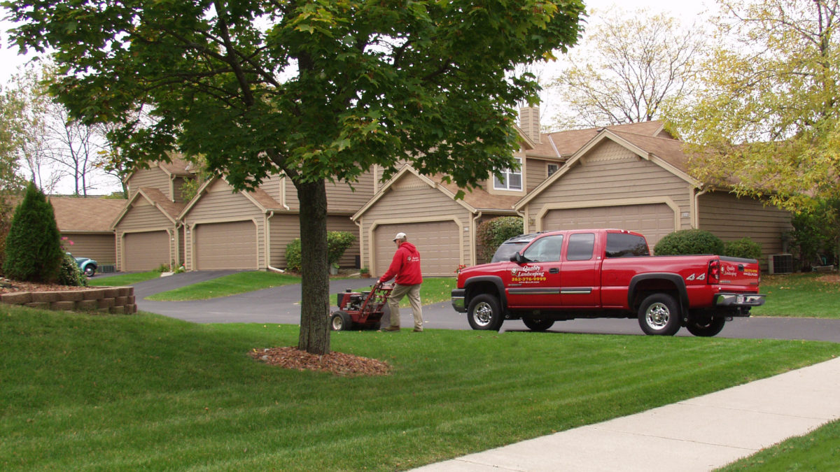 Grafton, WI Commercial Lawn Mowing