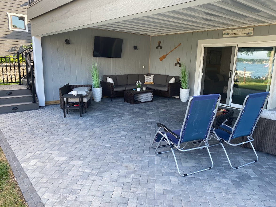 Grafton, Wisconsin Outdoor Living